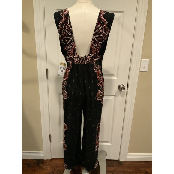 Free People Black, Red & White Paisley Print V-Neck Sleeveless Jumpsuit, Size S - Picture 6 of 8